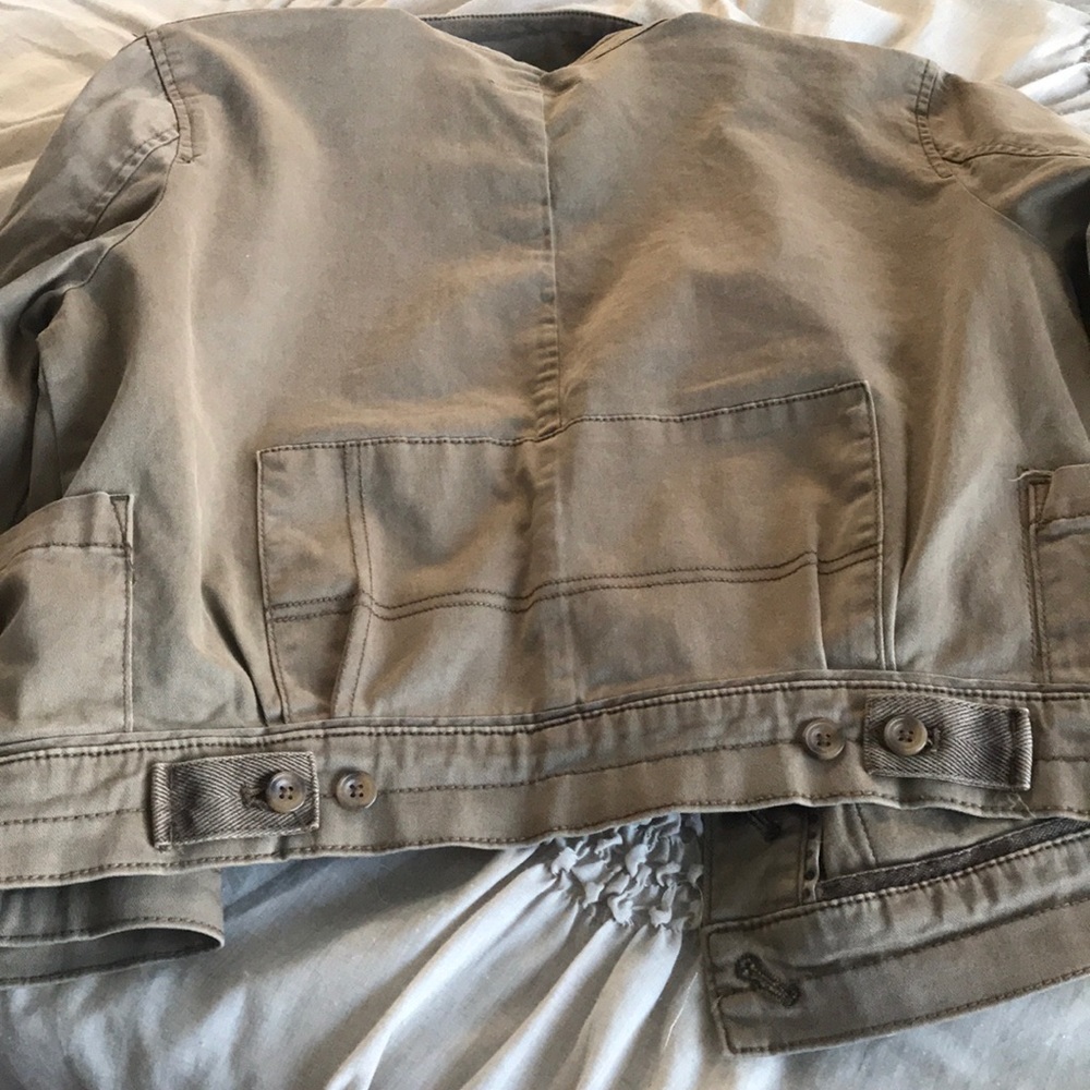 Jacket - Picture 5 of 5